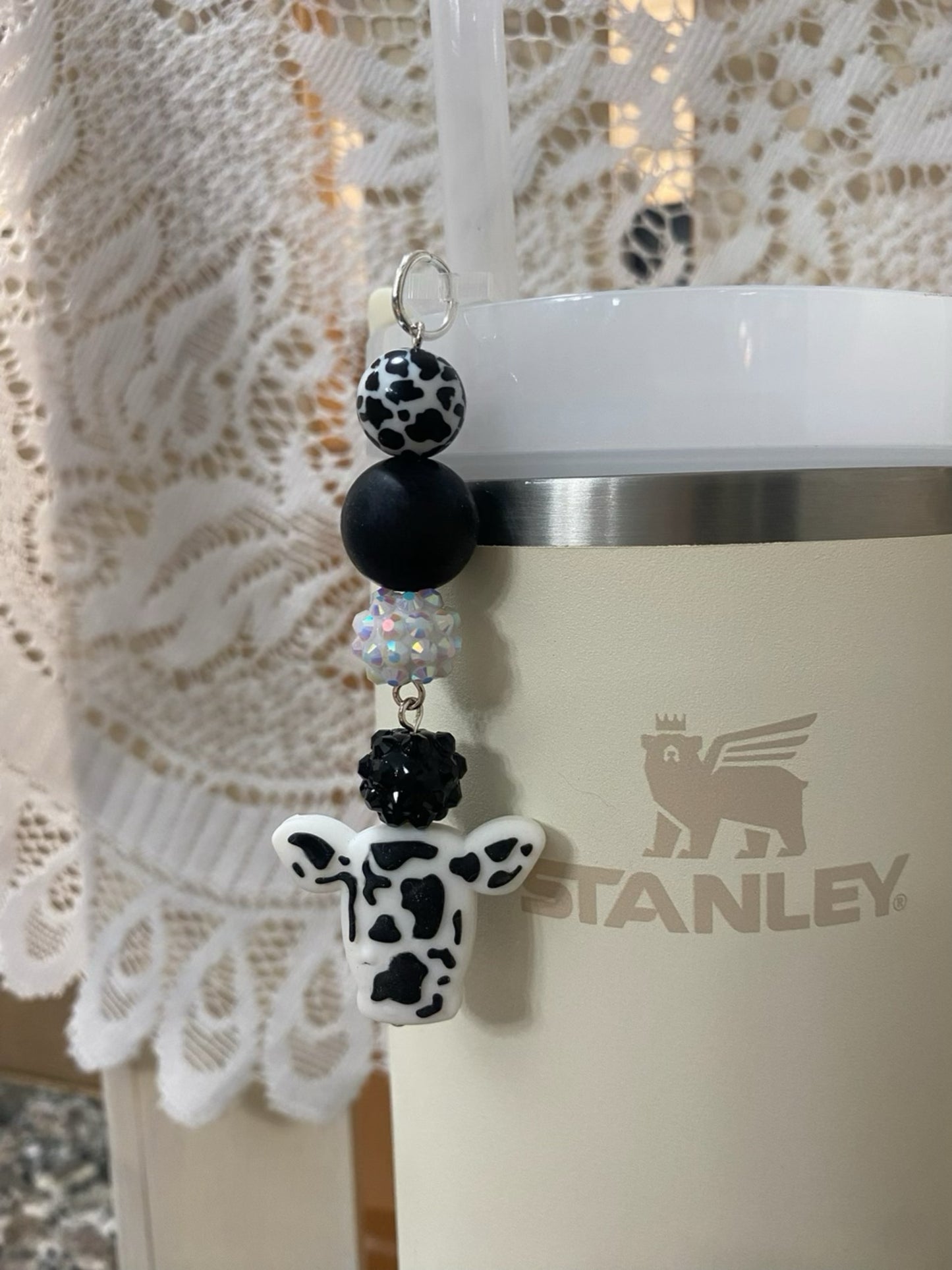 Stanley Dangle: Cows